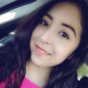 Meet your Posher, Esperanza